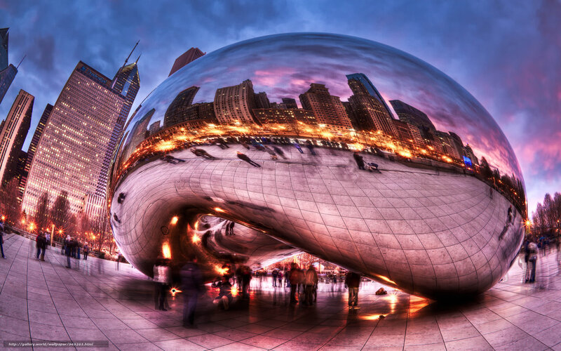 Cloud Gate sculpture at dusk