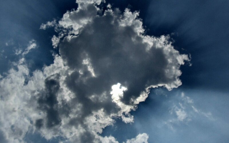 cloud with sun rays