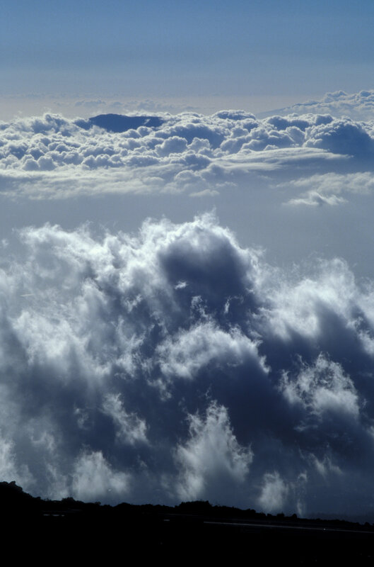 clouds above the sky