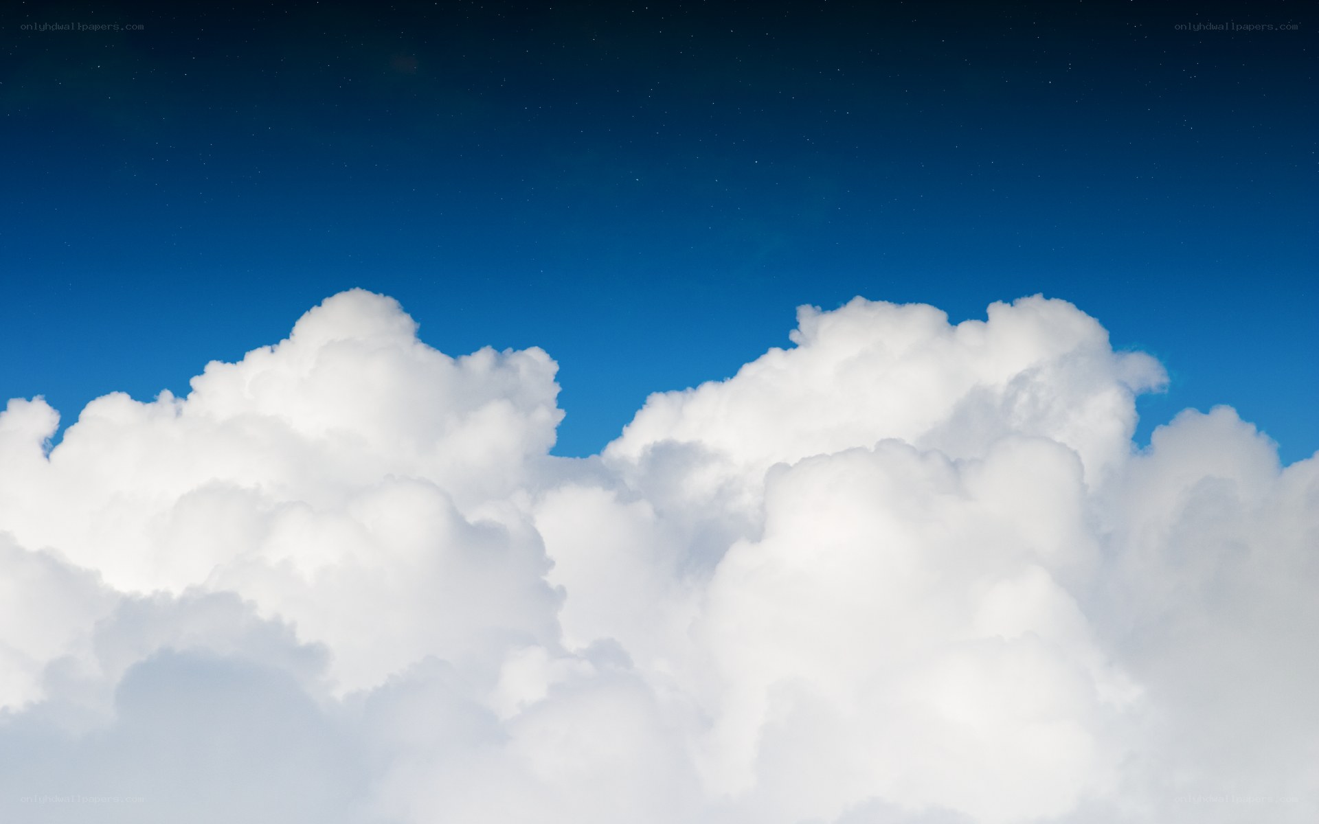 clouds above the sky