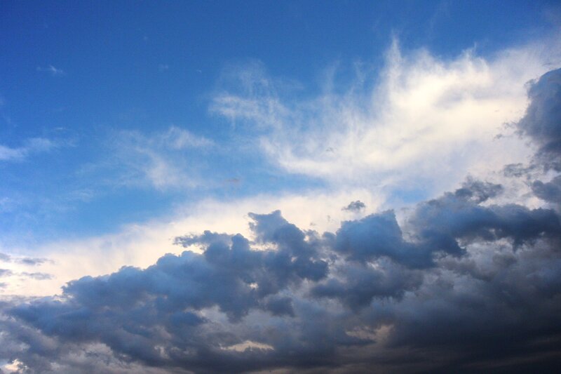 Clouds in Blue Sky — Dramatic, Gray