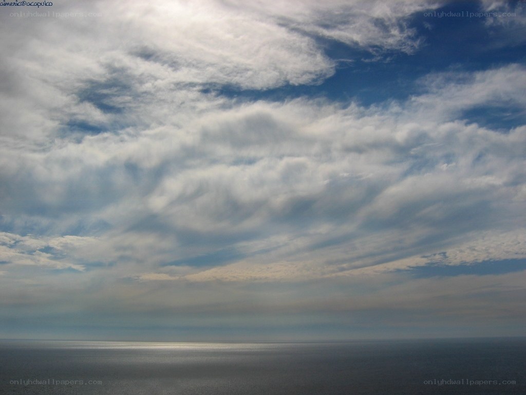 Clouds over the ocean