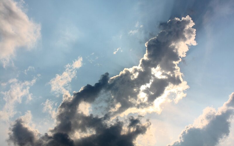 Clouds with sun rays