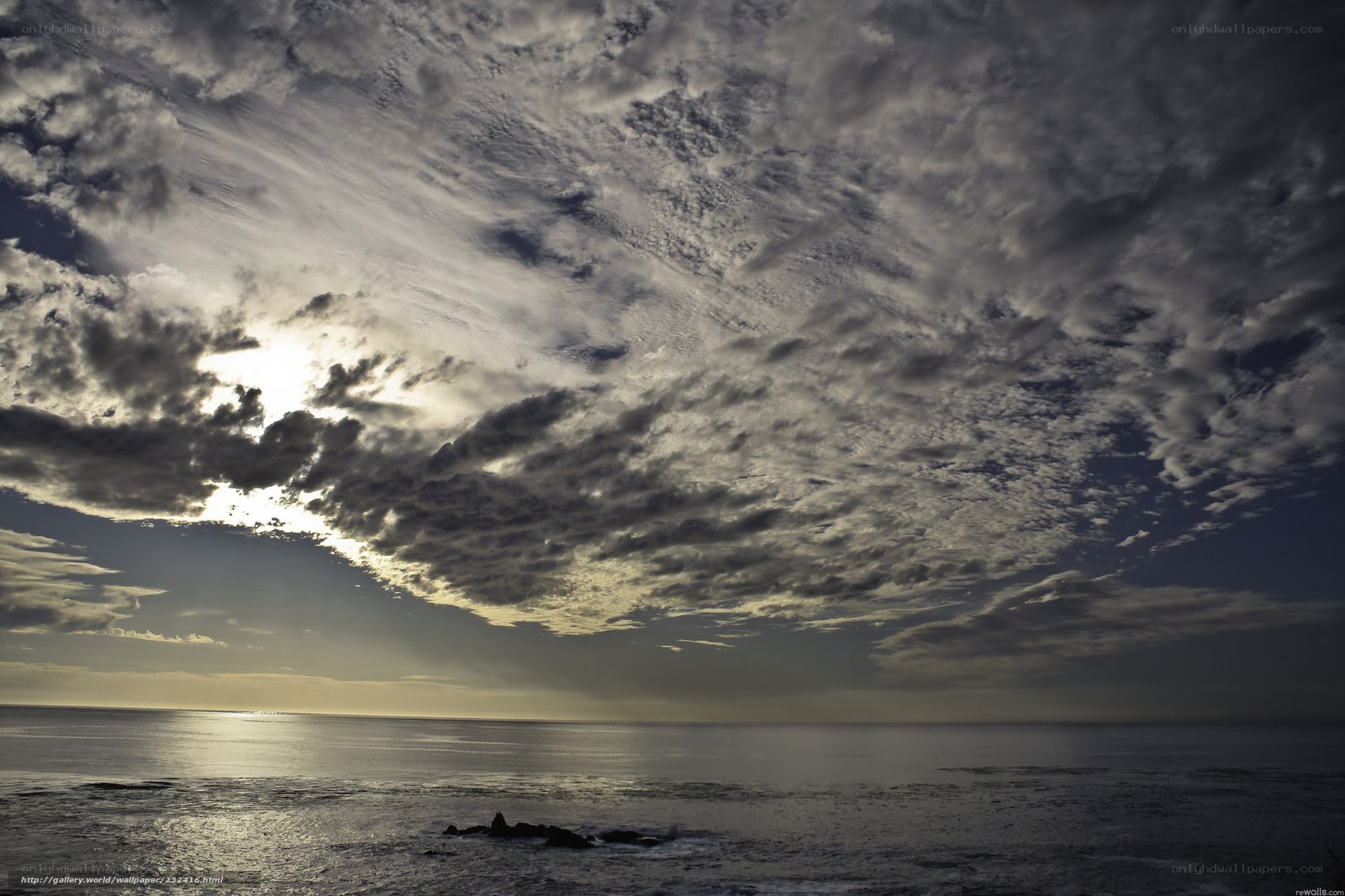 Cloudy sky over the ocean