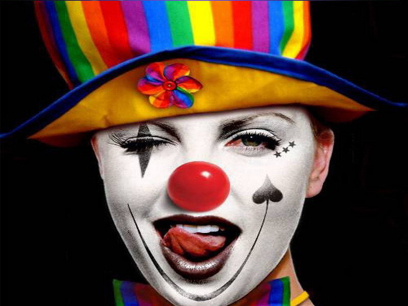 clown with rainbow hat