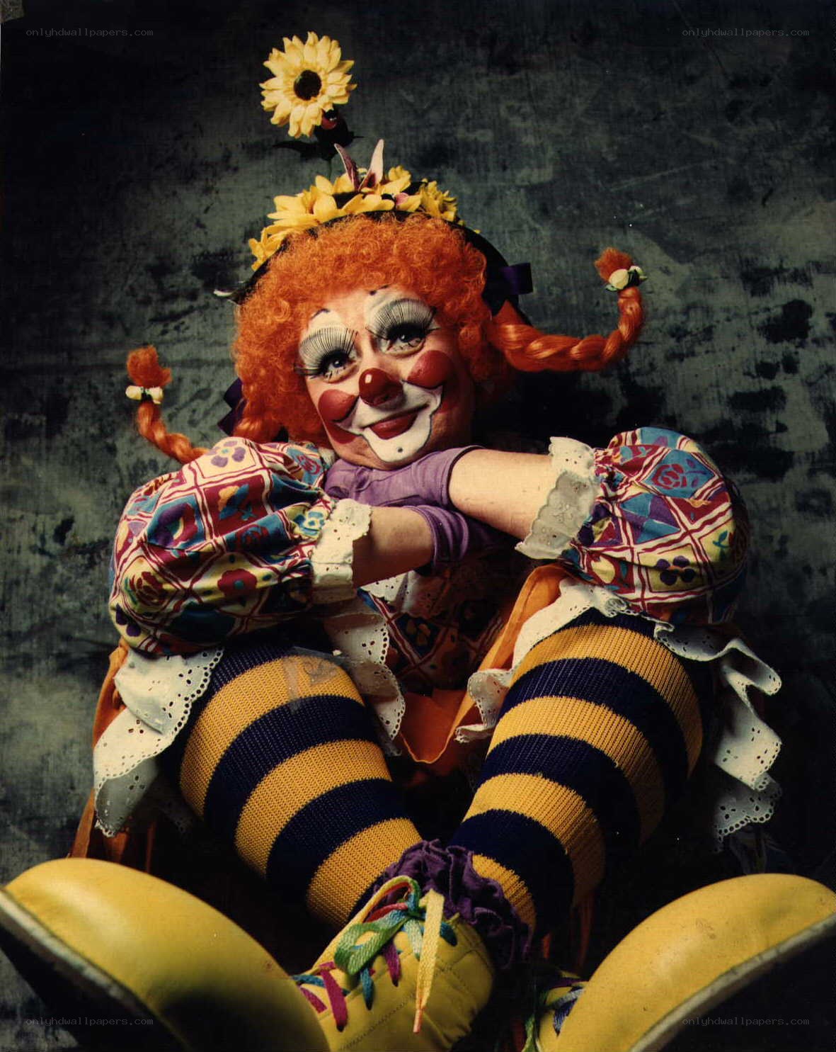 clown with sunflower crown