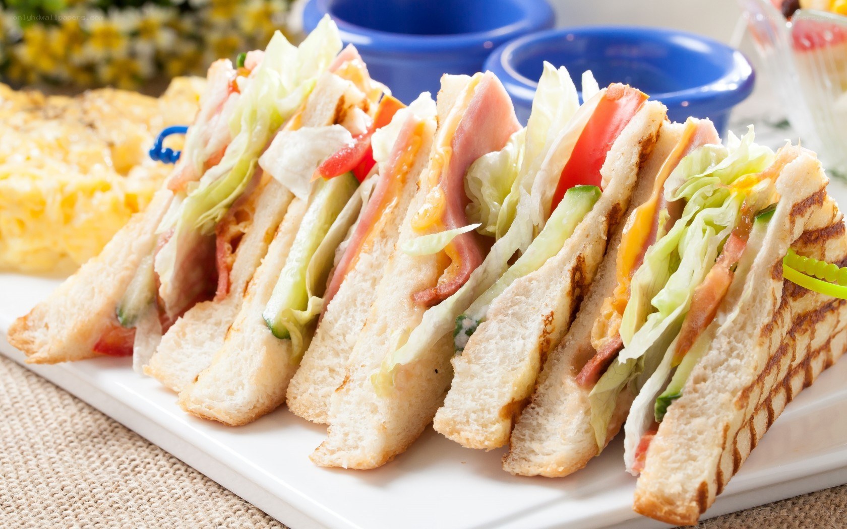 Club sandwich with vegetables