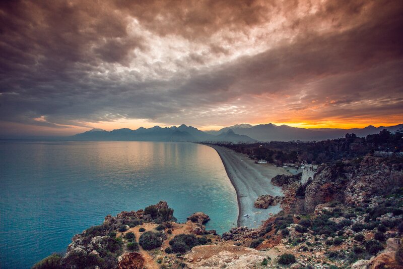 Coastal Beach at Sunset — Blue, Dramatic