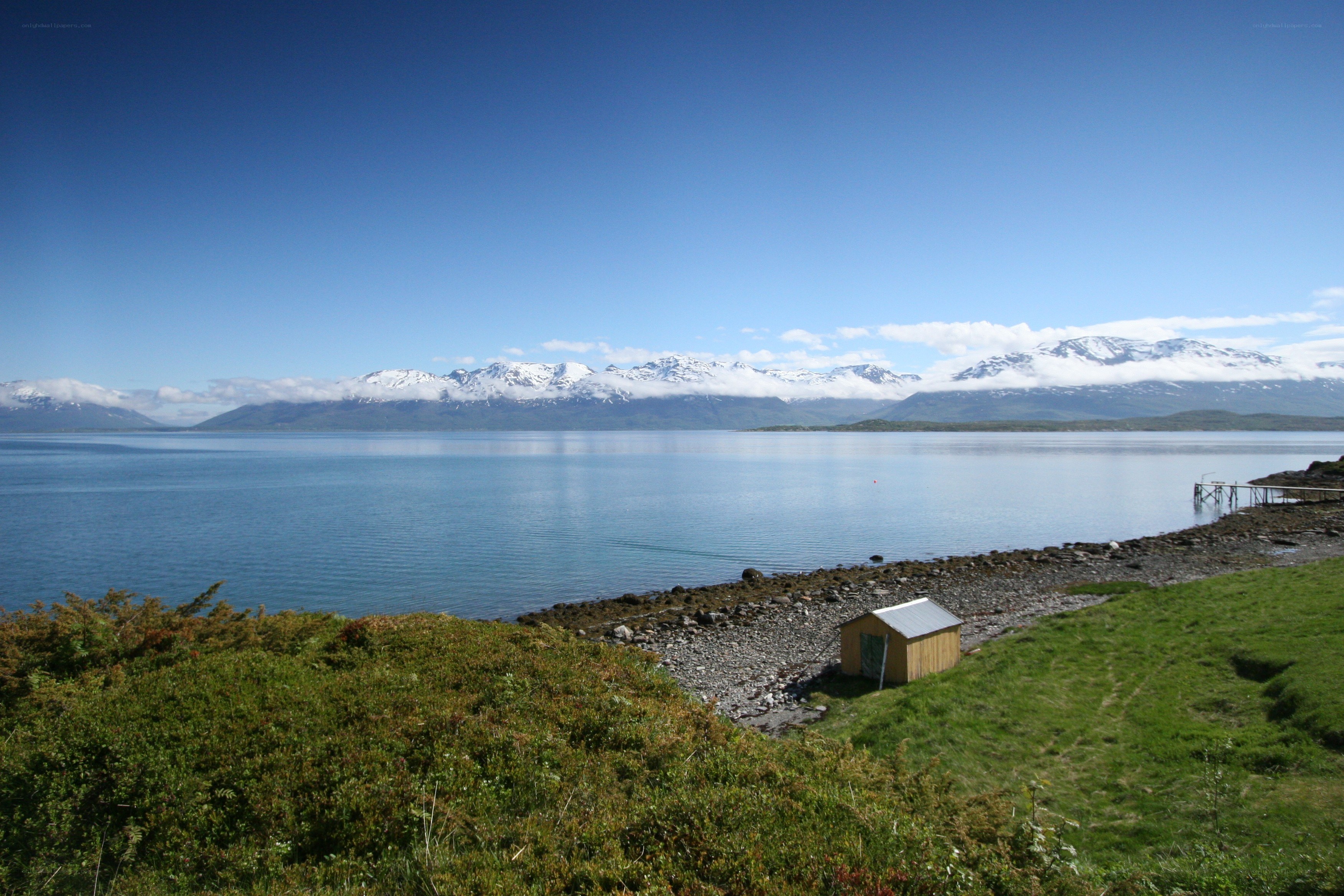 coastal cabin with mountain view
