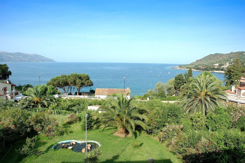 Coastal garden with sea view