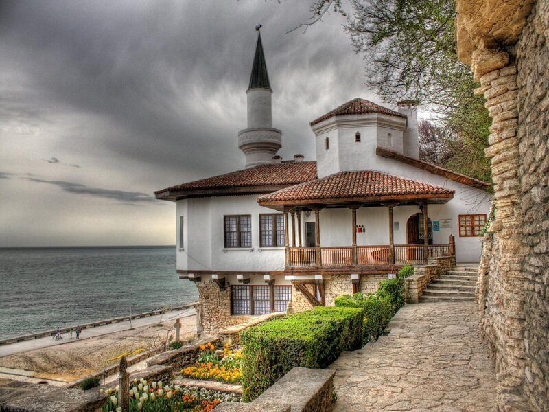 Coastal mosque with minaret