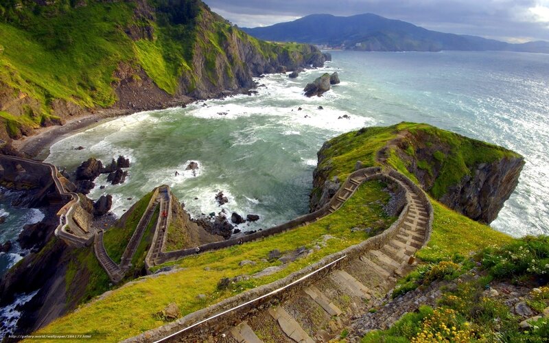 Coastal Stone Staircase — Green