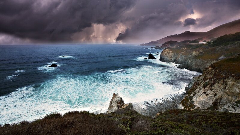 Coastal Storm Waves