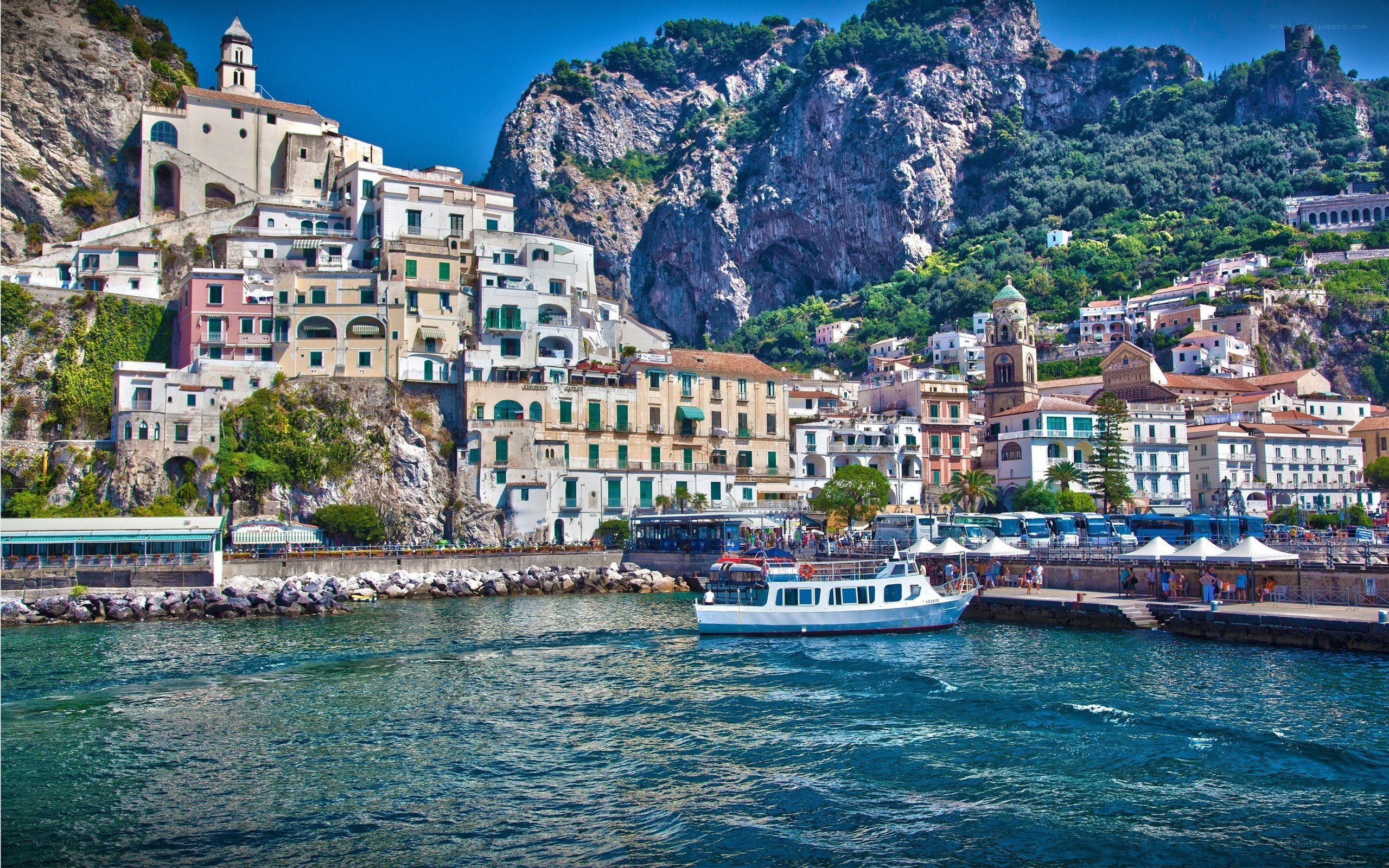 Coastal town on a cliffside