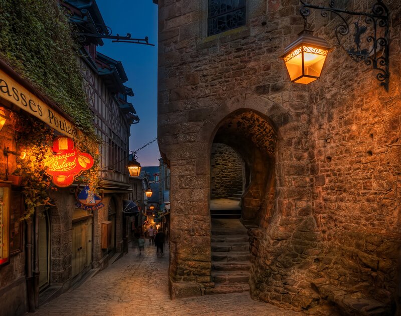 Cobblestone Alley at Dusk — Brown, Dramatic, Night