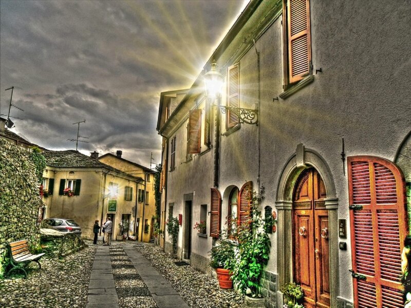 Cobblestone Alley with Houses — Gray