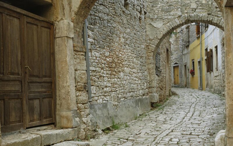 Cobblestone Alleyway — Gray, Serene, Afternoon, Photograph