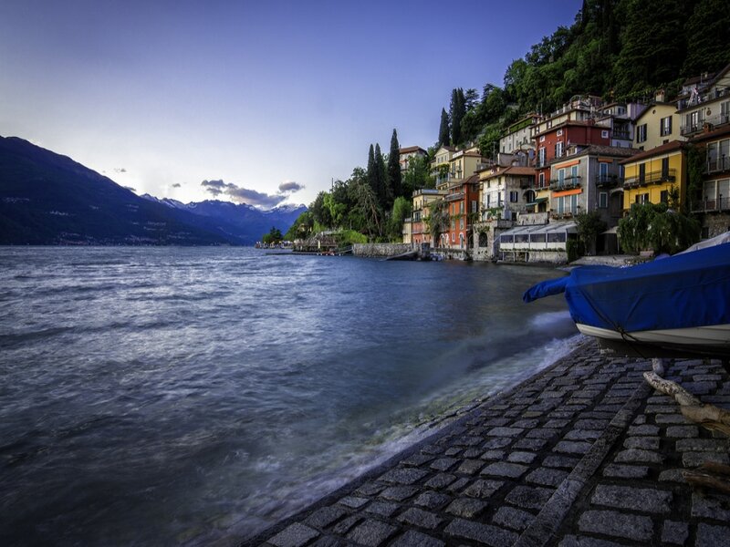 Cobblestone Lakeside Village