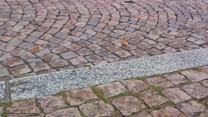 cobblestone pavement with curb