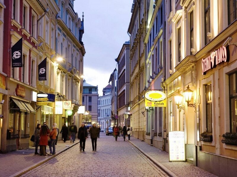 Cobblestone Street at Dusk — Yellow