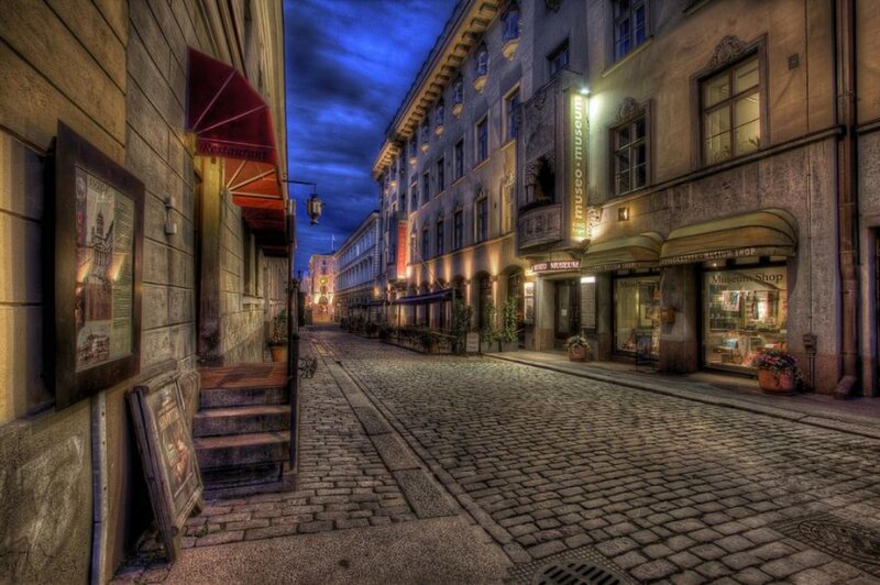 Cobblestone Street at Night — Blue