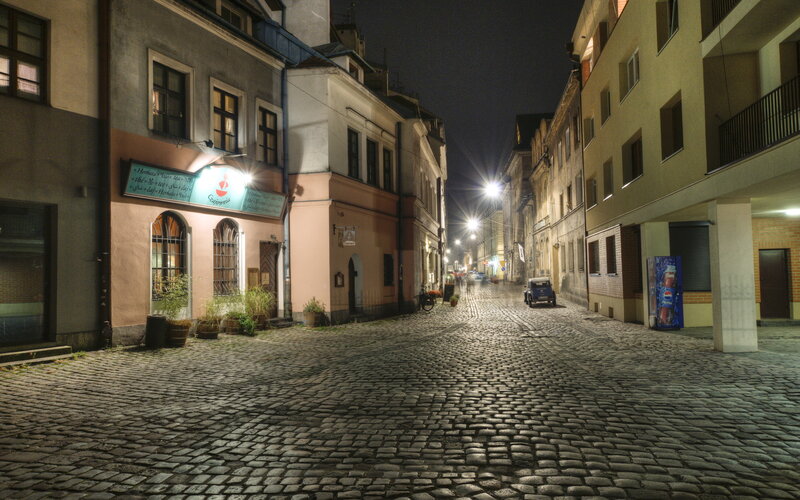 Cobblestone Street at Night — Gray
