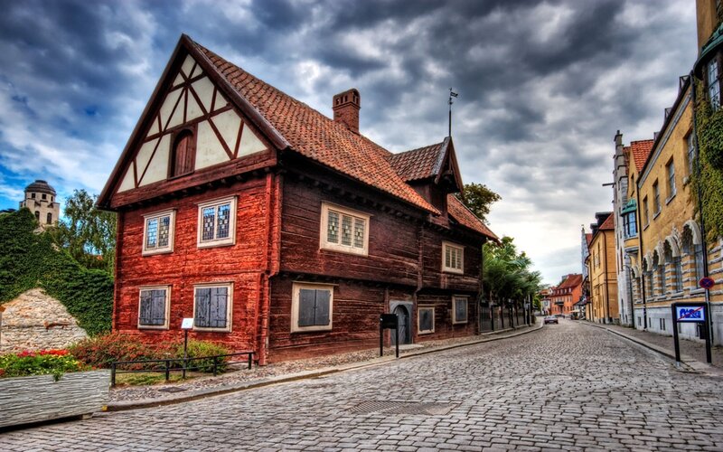 Cobblestone street with historic buildings