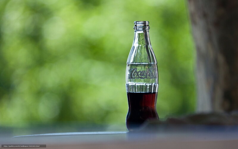 Coca-Cola Bottle — Green