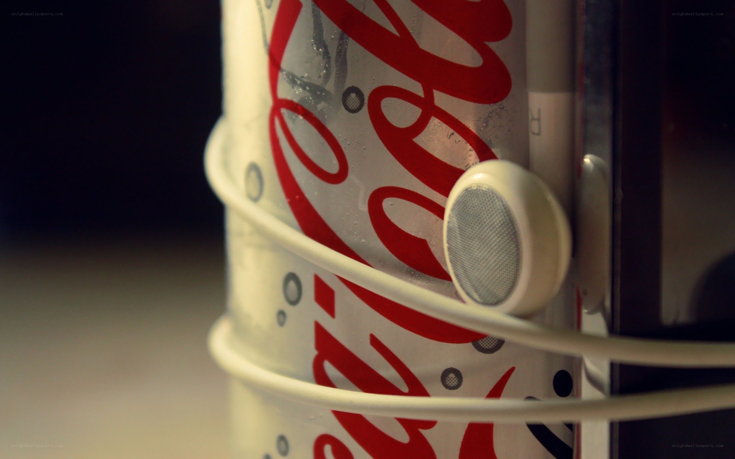 Coca-Cola can with speaker