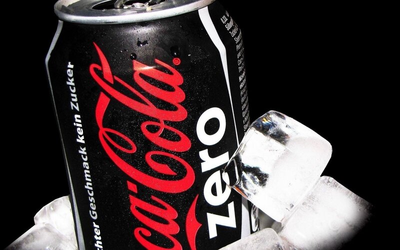 Coca-Cola Zero Can — Black, Dark