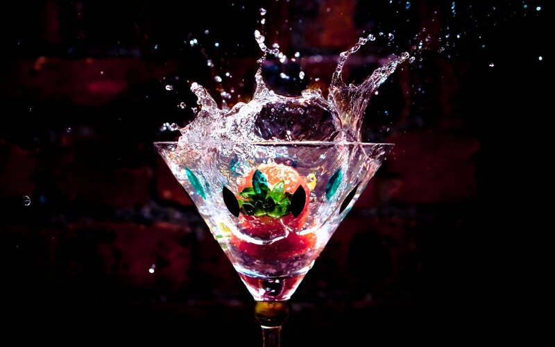 Cocktail splash with fruit