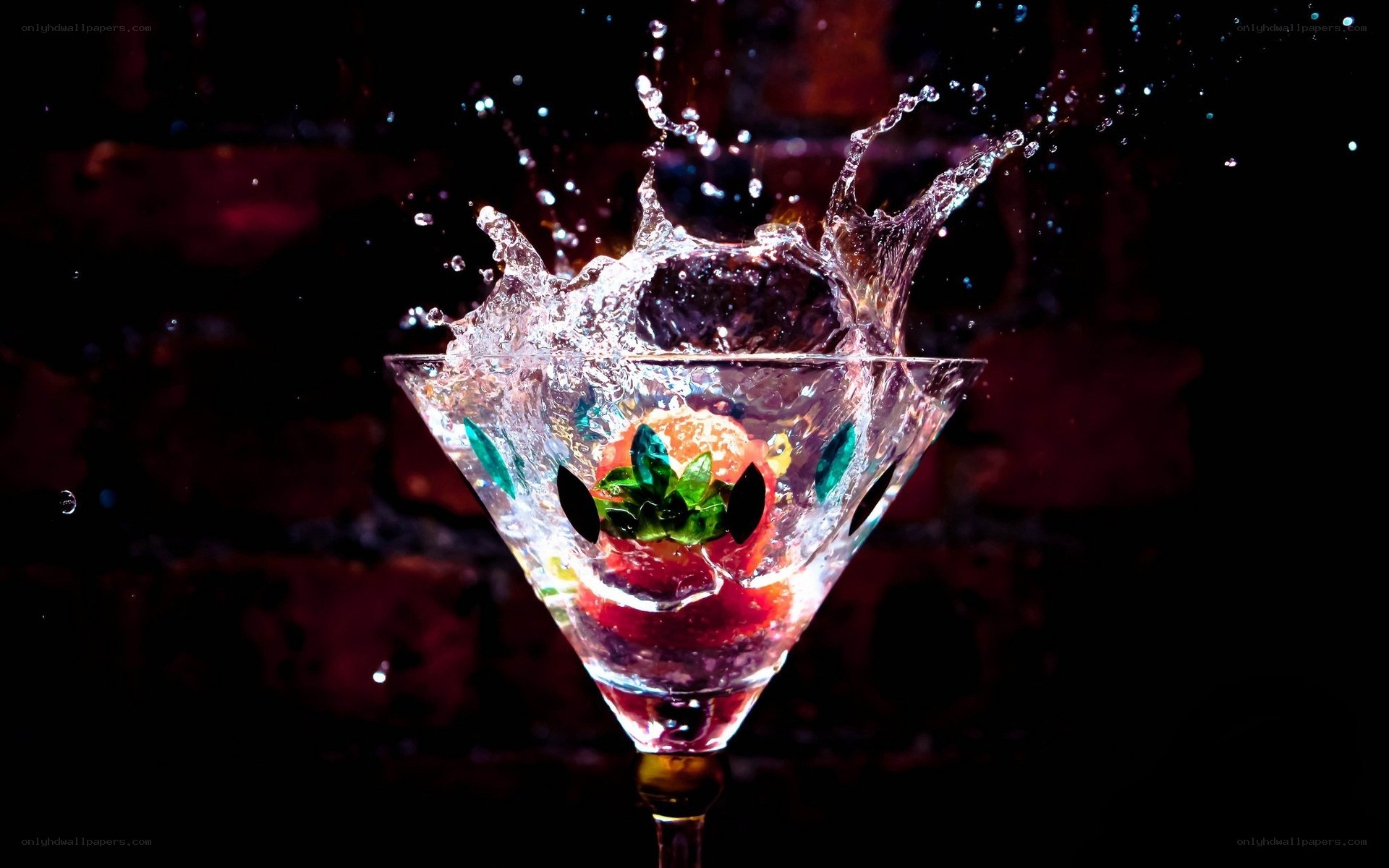 Cocktail splash with fruit