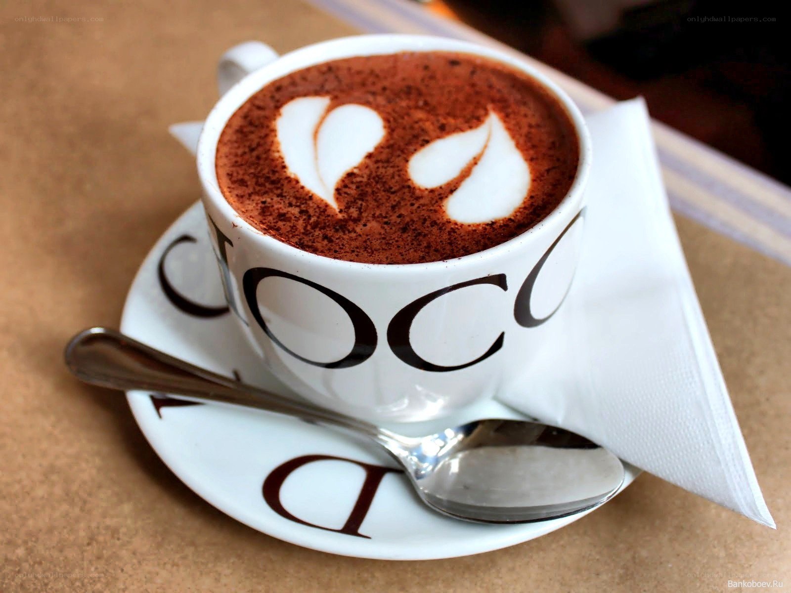 cocoa latte with heart design