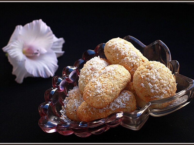 Coconut Cookies in Bowl