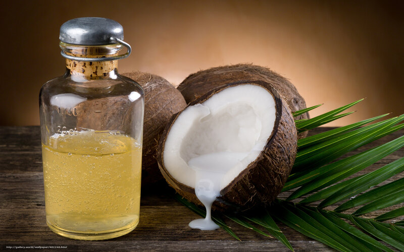 Coconut oil and fresh coconut