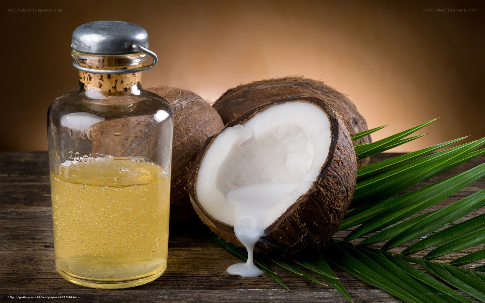 Coconut oil and fresh coconut