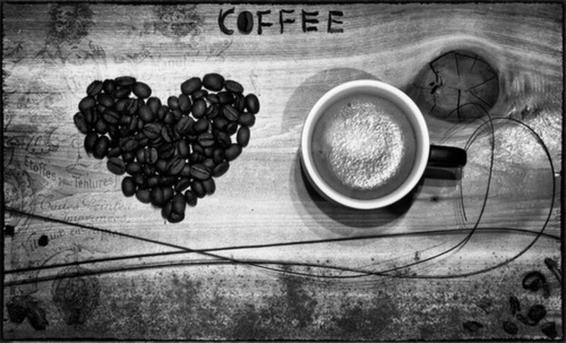 Coffee Beans in Heart Shape — Black