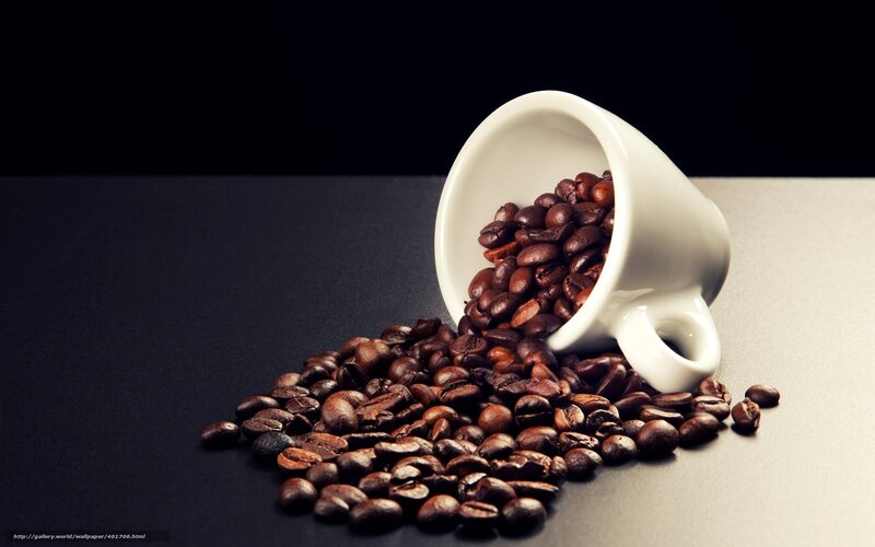 Coffee Beans Spilling — Black, Dramatic