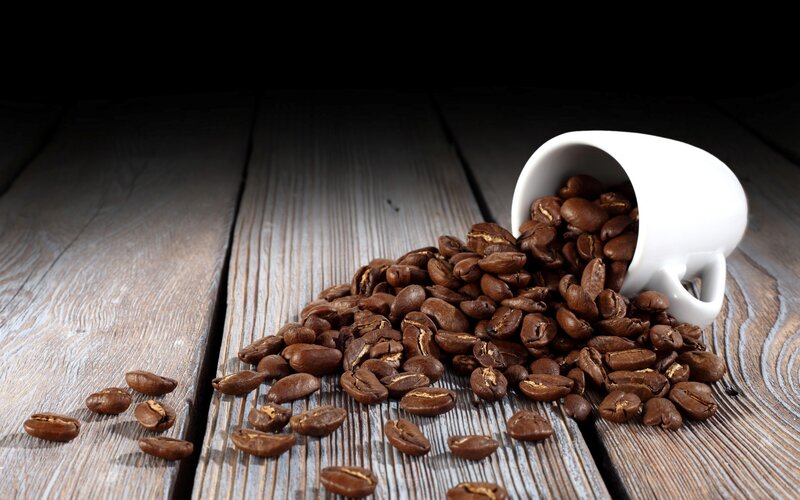 Coffee Beans Spilling — Brown, Dramatic
