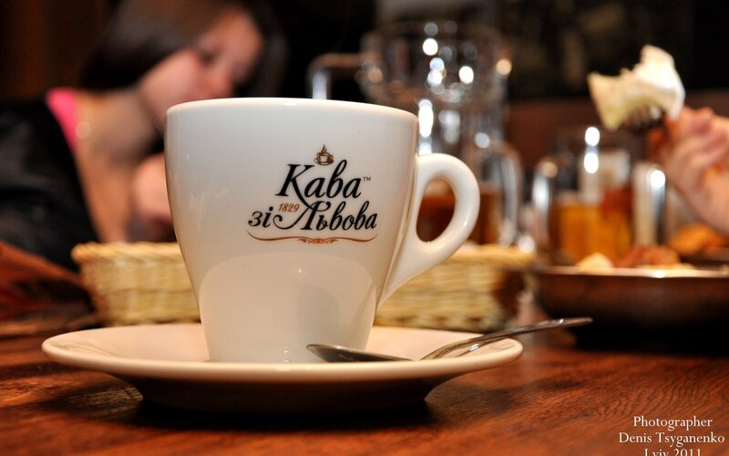 Coffee cup at a cafe