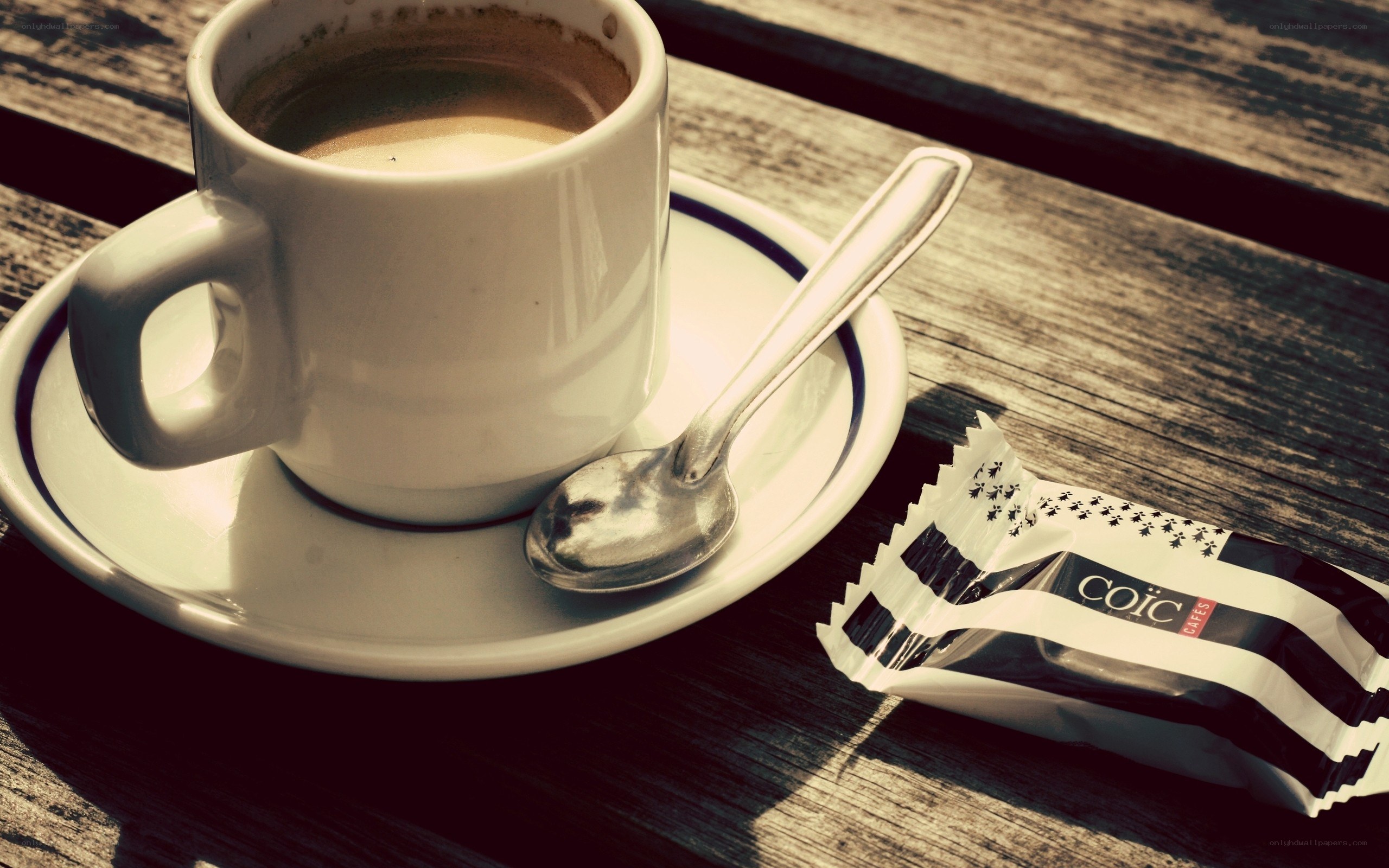 coffee cup on wooden table