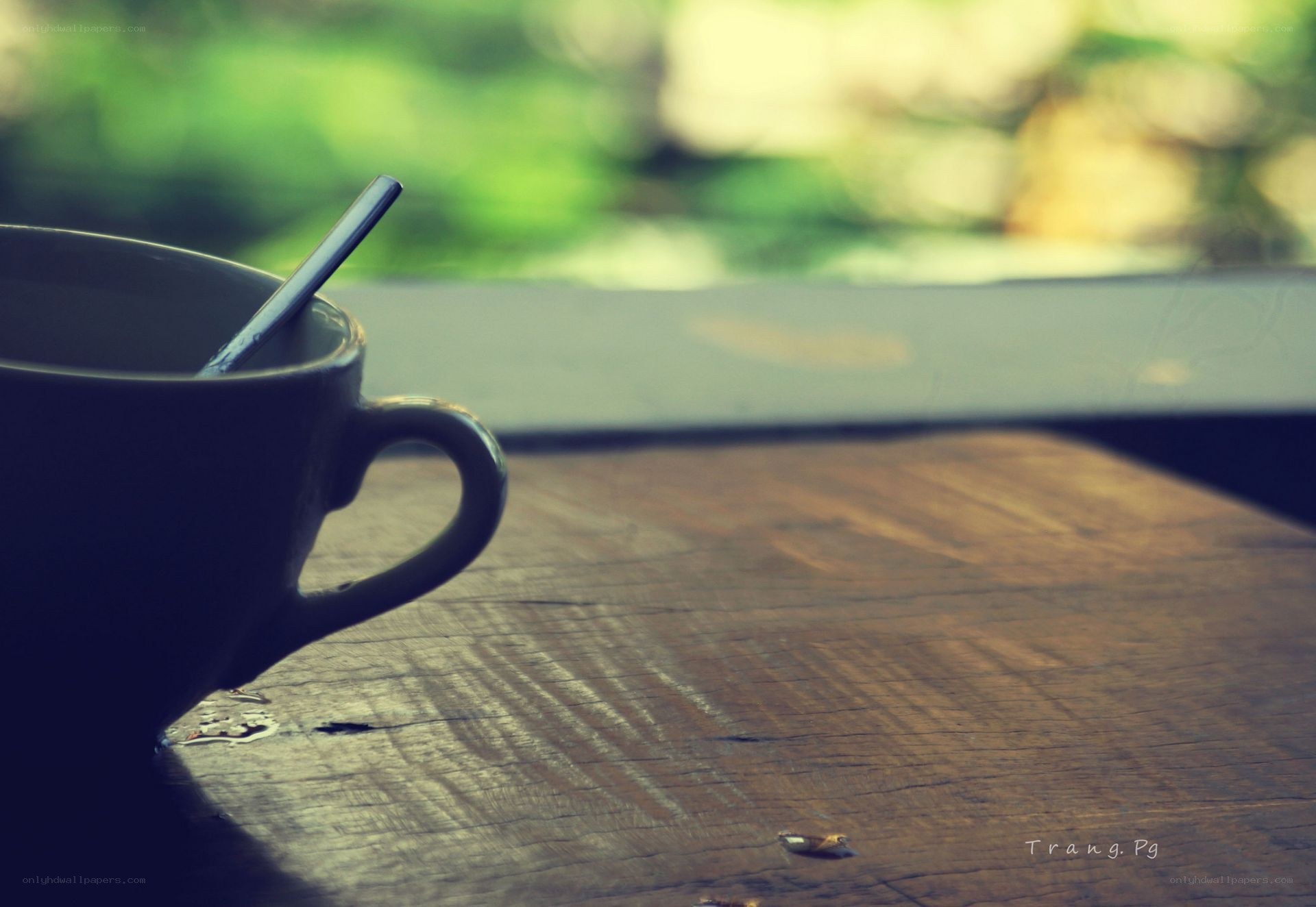 coffee cup on wooden table
