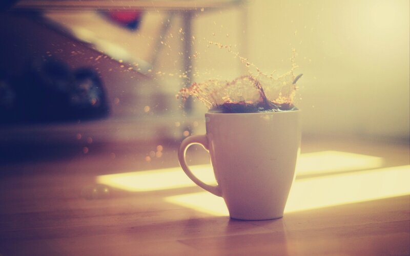 Coffee Cup Splashing — Brown, Calm