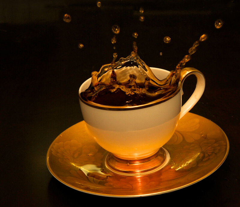 Coffee Cup Splashing — Brown