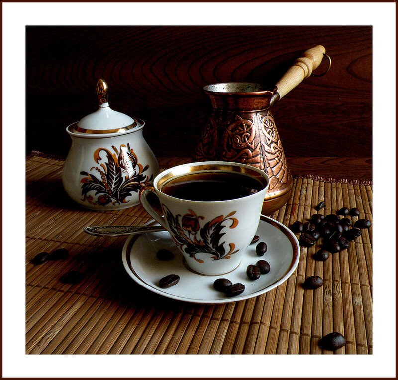 Coffee Cup with Beans — Brown