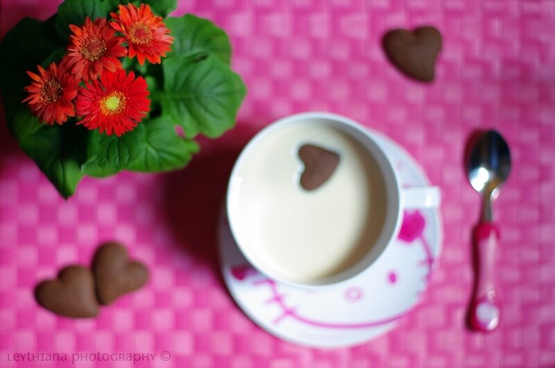 Coffee Cup with Heart — Pink