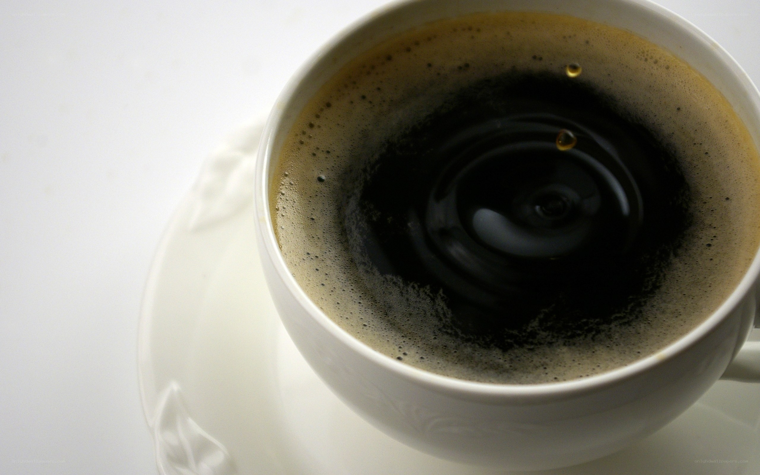 coffee cup with ripples