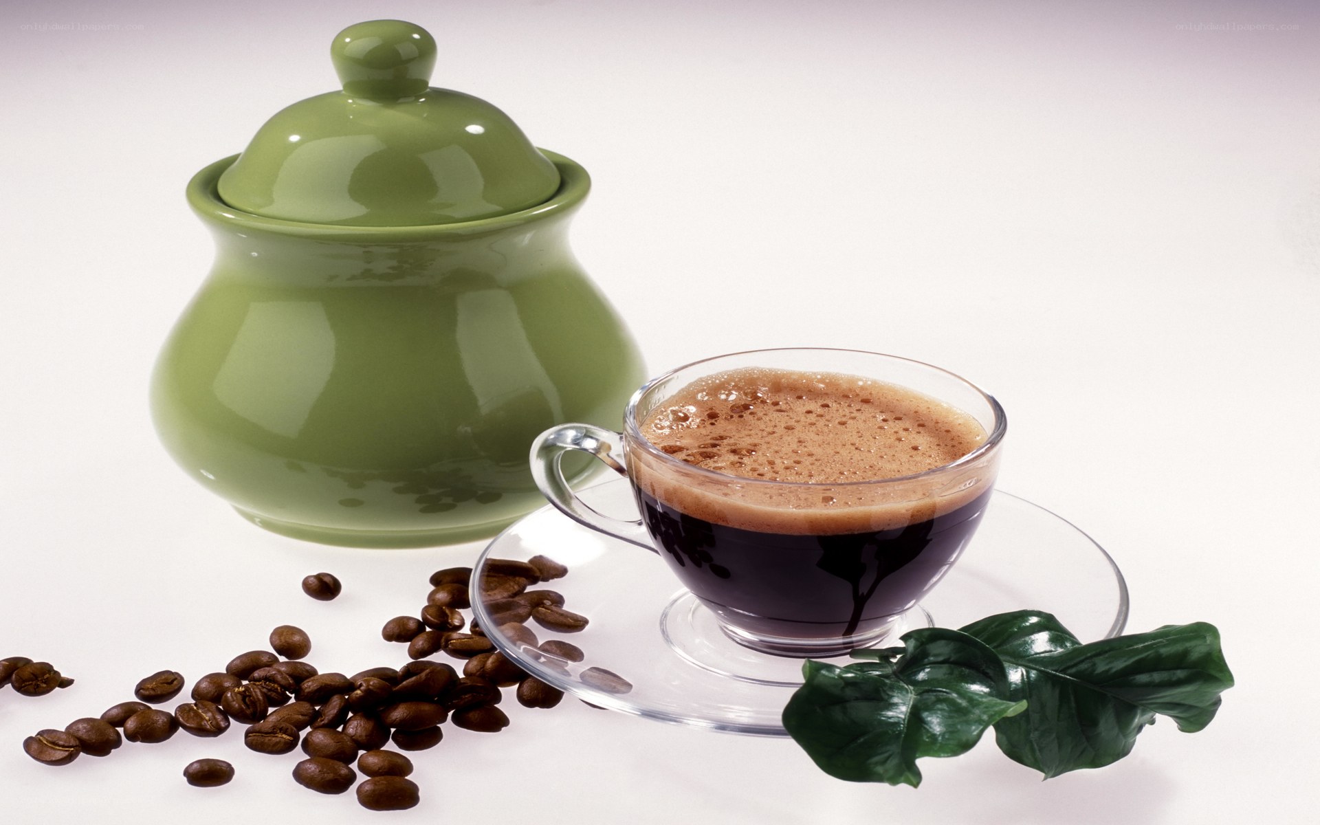 coffee cup with sugar bowl