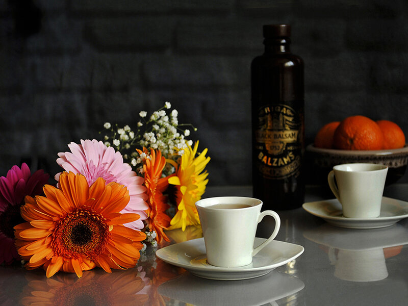 Coffee Cups with Flowers — White
