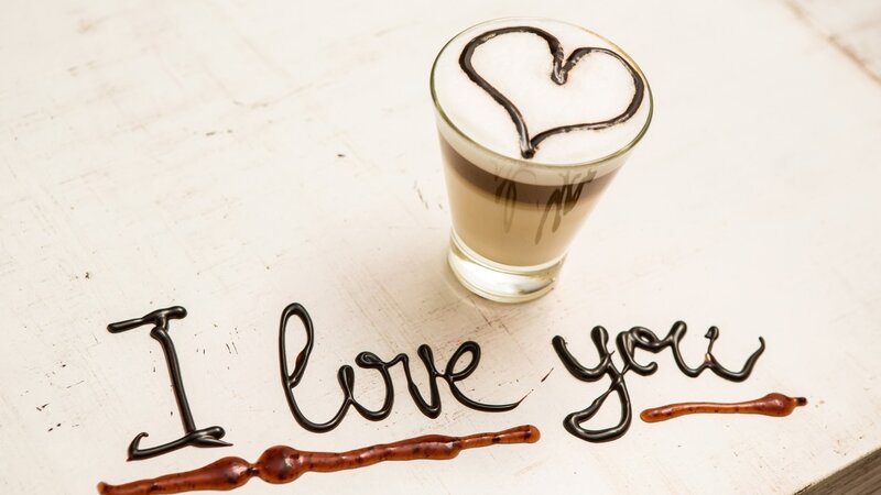 Coffee Drink with Heart — White